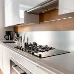 2ndhomes Gorgeous 2br With Sauna In The Center Apartamento *