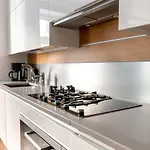 2ndhomes Gorgeous 2br With Sauna In The Center * Хельсинки