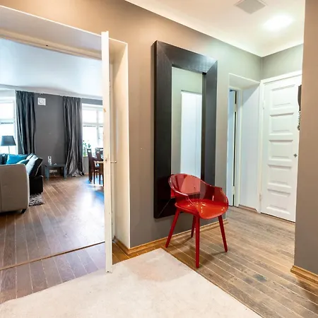 2ndhomes Deluxe 95m2 2br With Sauna Apartment