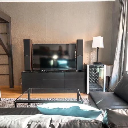 2ndhomes Gorgeous 2br With Sauna In The Center Lejlighed