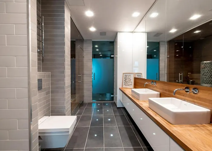 2ndhomes Gorgeous 2br With Sauna In The Center Daire Helsinki