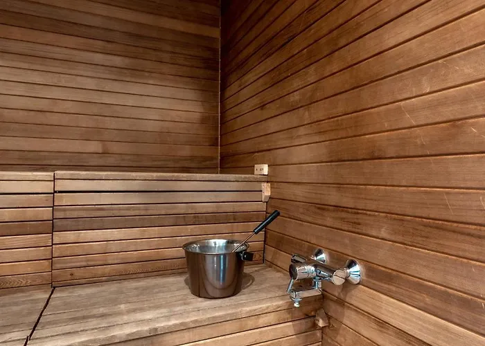 2ndhomes Gorgeous 2br With Sauna In The Center Apartament Helsinki